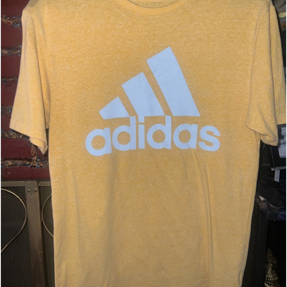 MENS SMALL VINTAGE ADIDAS TEE